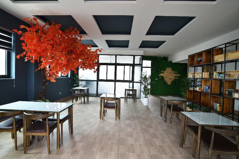 Bao Hung Hotel & Apartment - Tran Thai Tong Ханой Екстер'єр фото